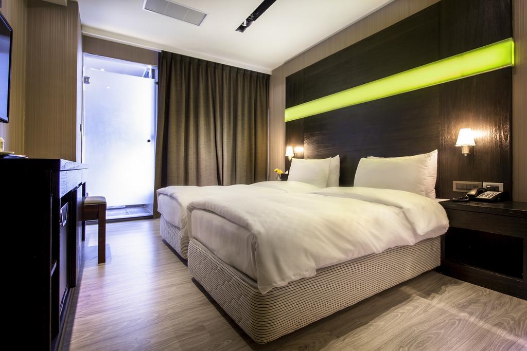 Hotel Cube Тайчжун Екстер'єр фото